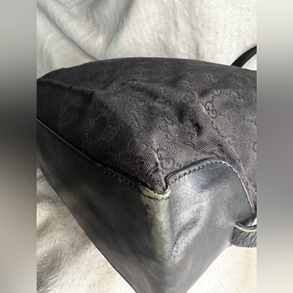 AUTH GUCCI HANDBAG- black - Picture 12 of 16